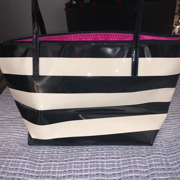 Kate Spade Purse - Picture 4 of 4